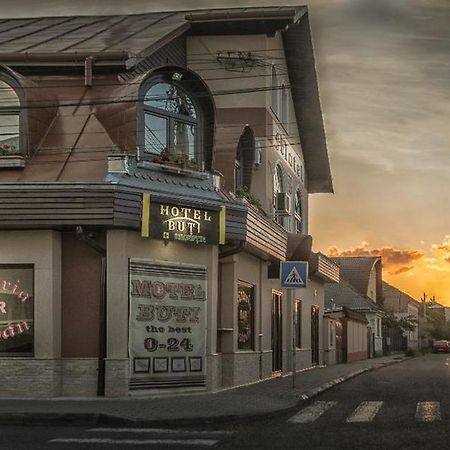 Motel Buti Sighetu Marmaţiei Exteriér fotografie